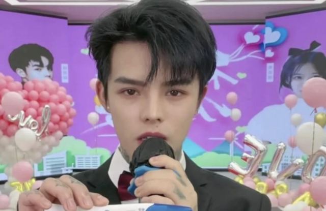 |网红兄弟因钱反目，“大哥”账号已被封禁，同平台主播劝两人收手