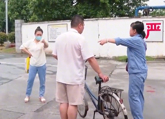 蓦然一牟 姐姐将弟弟锁在家中六年，不让弟弟与弟媳来往，弟媳：事情不简单