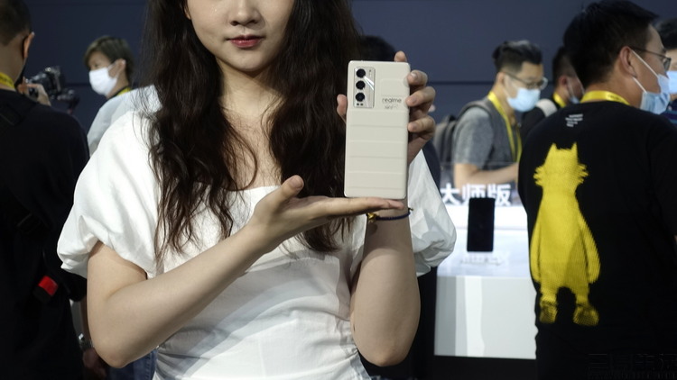 realme|“大师探索版”，让我们看到了不一样的realme