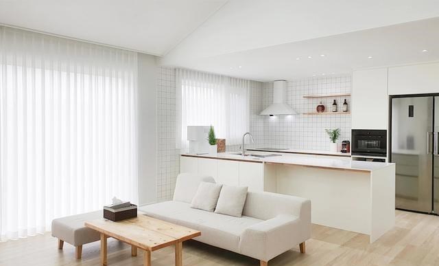 |想通了,回家翻新99㎡自建房,门前有院屋后有山,比在城里住快活