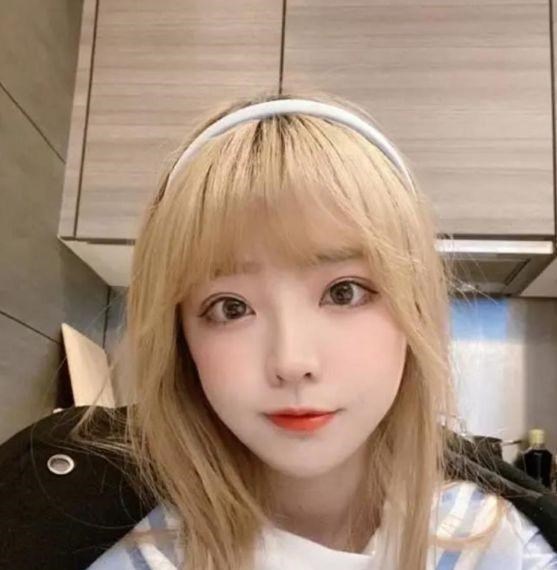 家中大小宝|郝一点10年前旧照曝光,网友直呼大变脸,看清对比:林锡看走眼了