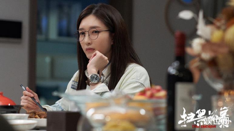 扫黑风暴|《扫黑风暴》三大女主结局，贺芸自首，最惨的是她！