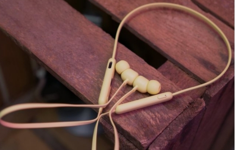 耳机|听歌耳机有哪些品牌,有线耳机从听感到传输更胜一筹