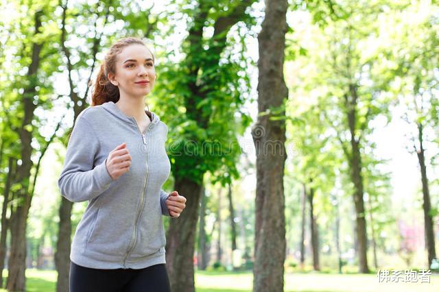跑步|你自己一个人生活的时候,是怎样熬过孤独的?