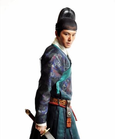 萧正楠|TVB知名男星逛内地菜市场，付款被抹零头太惊讶，无人认出适应好