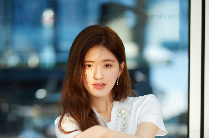 张芸京|女演员影响力榜又洗牌？周冬雨垫底，赵丽颖仅第5，榜首雷打不动