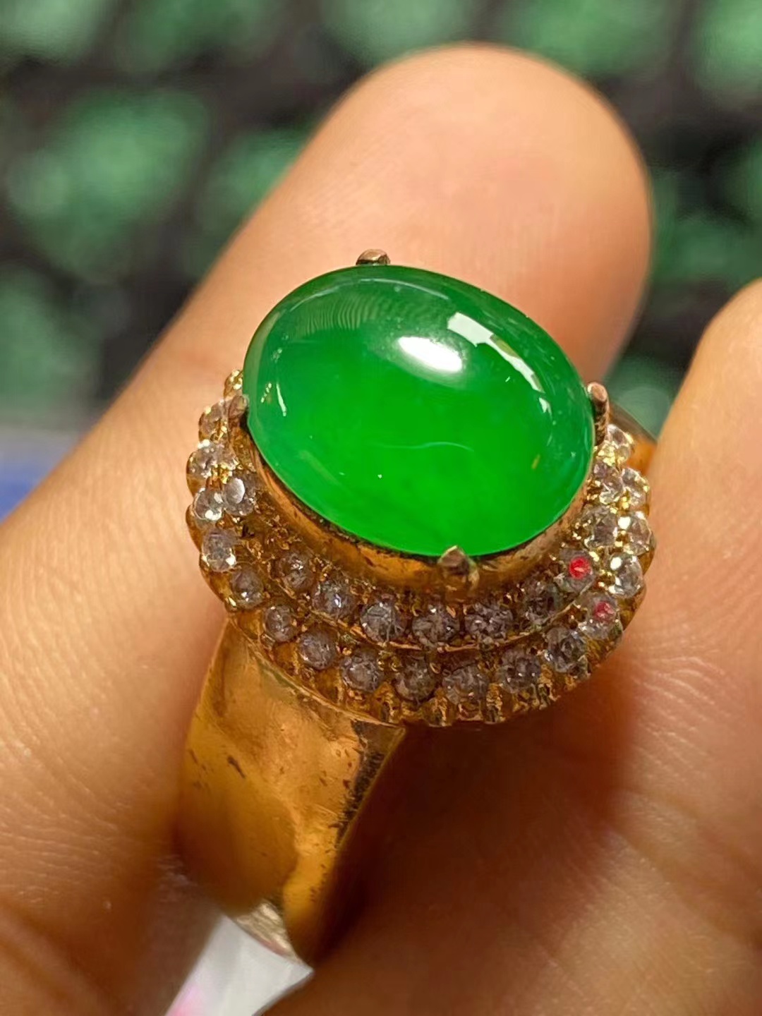 翡翠|买翡翠你喜欢颜色还是种水