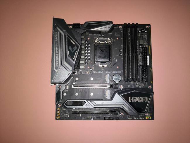 机箱|为了一盏灯换了整个电脑-盘点手里的RGB设备