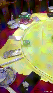 奚梦瑶|“刚认识的女友做完美甲后跟我显摆,分分钟拉黑断分手”哈哈哈