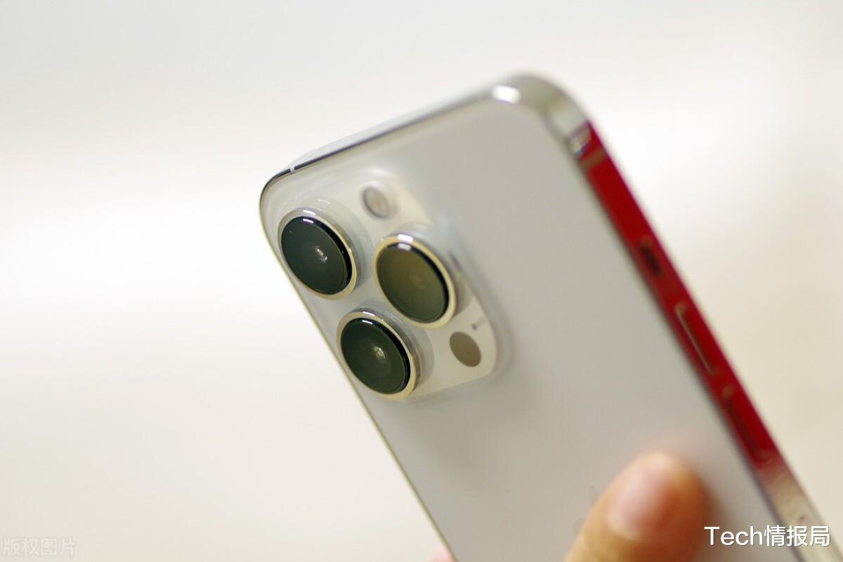 京东|10月京东手机销量排行：iPhone13被卖爆，小米上榜机型最多！
