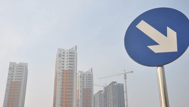 肖翻天和同学们 再度冲刺四川物业第四股！留给“蚊型”物企明宇商服的机会不多了