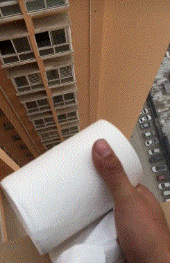 |“你们见过这样的猛男水杯吗？一定是全办公室最亮眼的了”