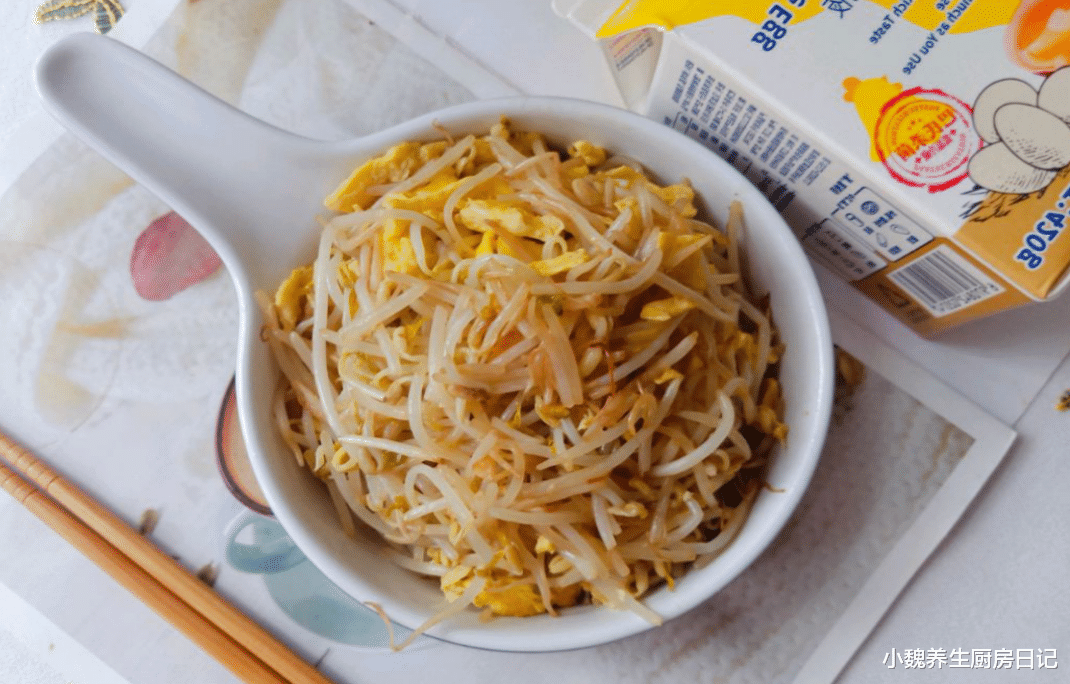 黄豆芽|脂肪最怕吃“这菜”，成本才3块钱，燃烧脂肪，肚子越吃越瘦了