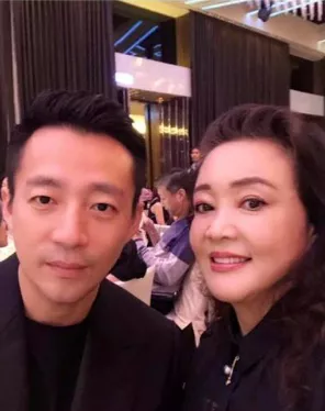 杨紫|张颖颖，这是跟汪小菲同居了？