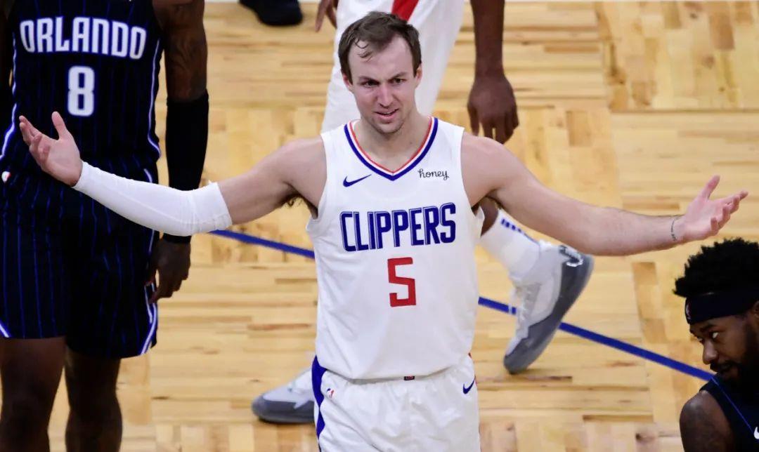 可馨育娃|4年6400万！连火箭都不要！他真的这么菜？