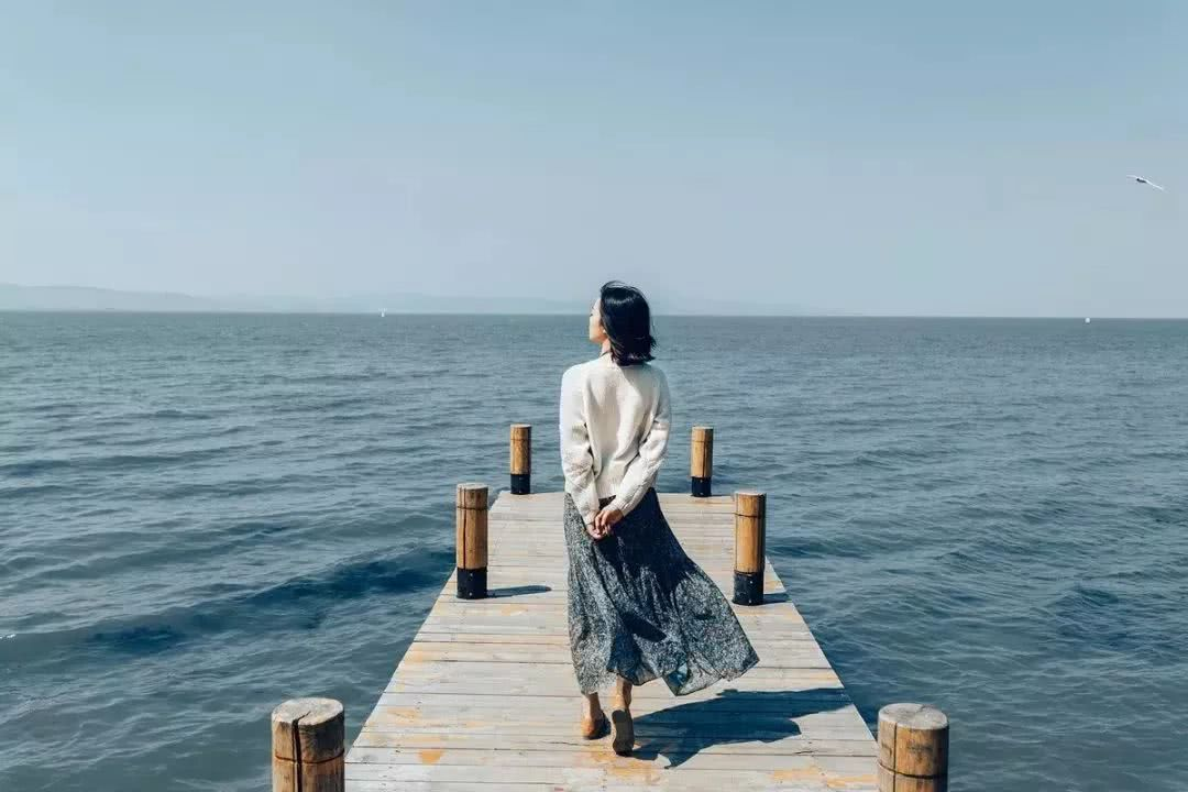 过敏反应|总是在意别人的想法，而无法忠于自己？换个想法治愈自己