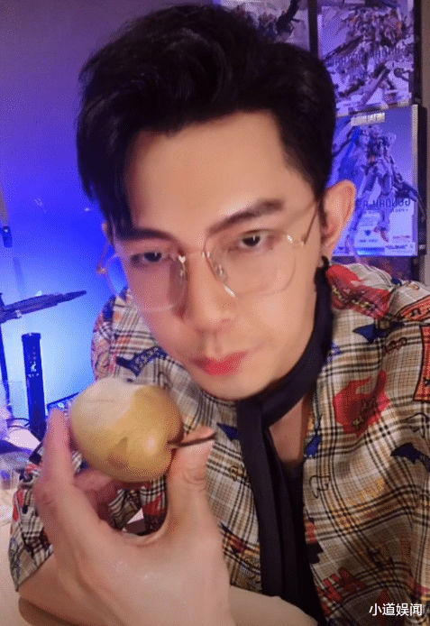 高圆圆|44岁男星艳福不浅，交往3年父女恋修正果，买北京婚房后年结婚