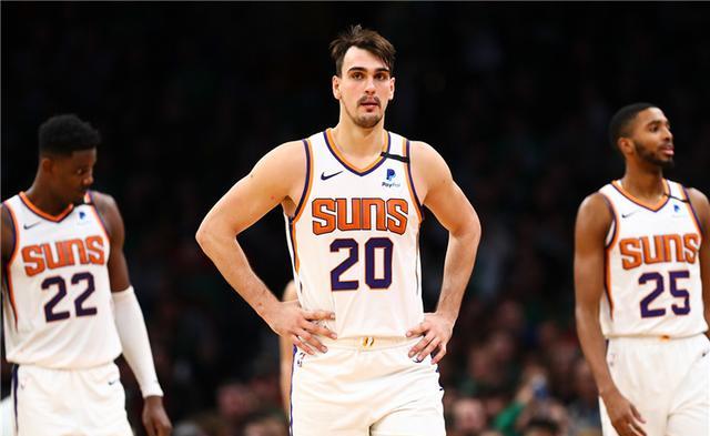 火箭队|重建有望！火箭2换1，900万先生渴望接盘