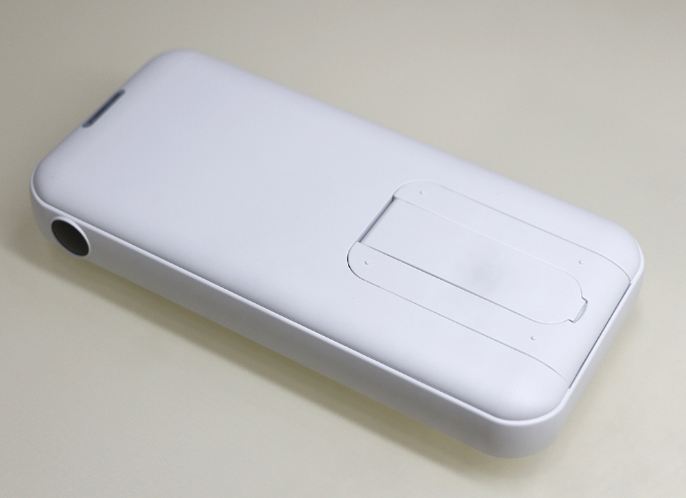 |“啪嗒”一聲就充電，iWALK魔咔嗒寶移動電源 體驗報告