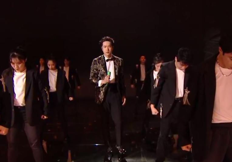 王一博|在这个看颜的时代，王一博胖了，所以流量要少了？