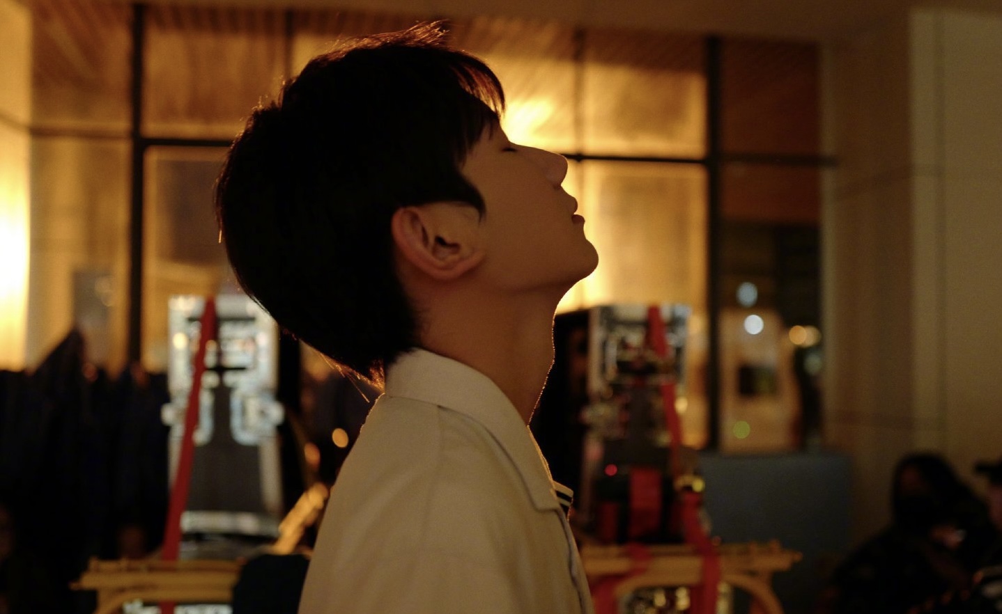 肖战|众明星2022新年营业图，杨幂、肖战、时代少年团……谁赢了？