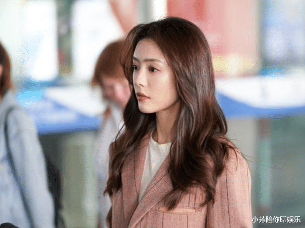 韦东奕|自从演了“大嫂”后,蔡文静人生如同开了挂,1年5部作品连播