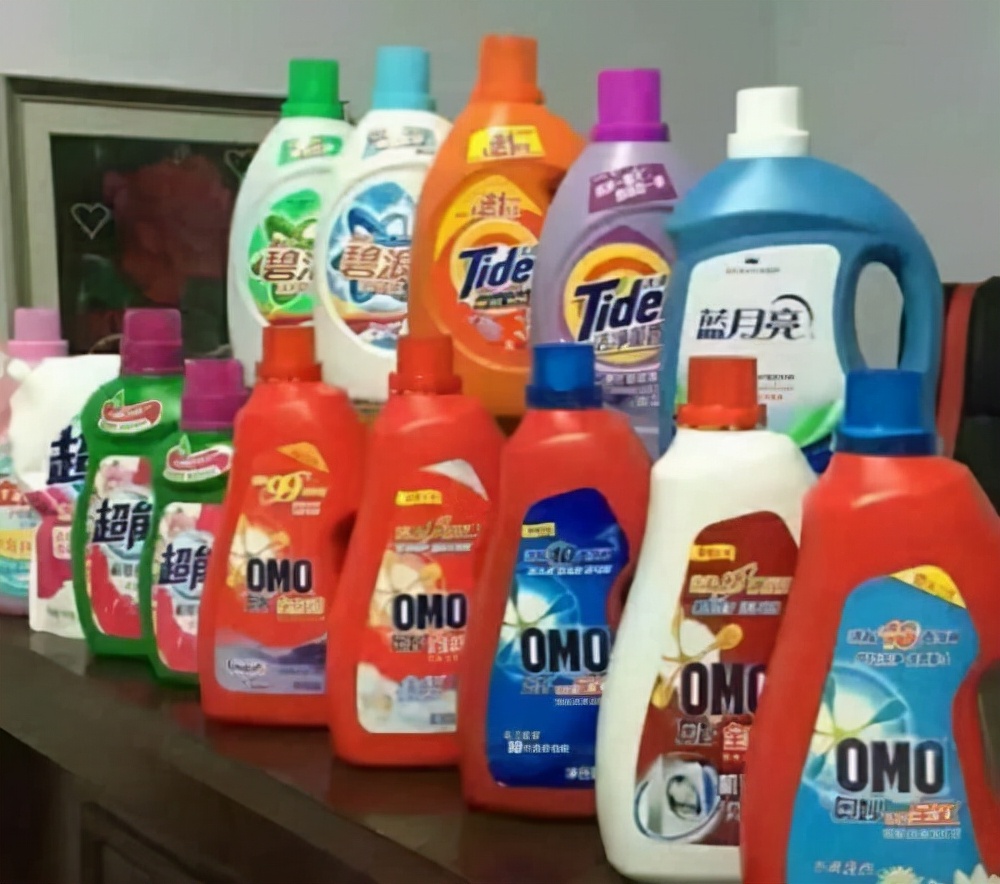 洗衣服只知道倒洗衣液?错了!教你这么做,旧衣服焕然一新