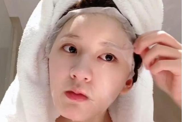 面膜|为何坚持“敷面膜”效果却不好？教你正确的方式，素颜也能很精致