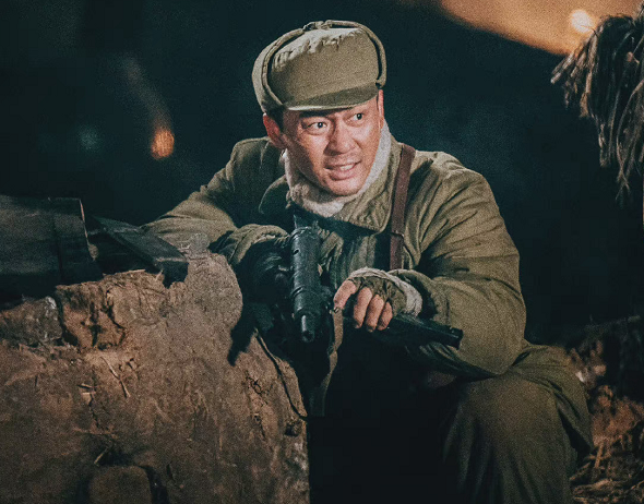 |《长津湖》票房井喷，这位中国演员撕破老外演技遮羞布，太争气