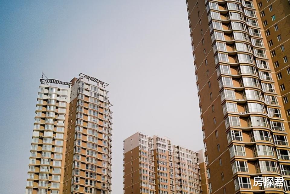 公摊|10年后，郊区多层洋房与市区高层，哪个更吃香？建筑学家给出答案
