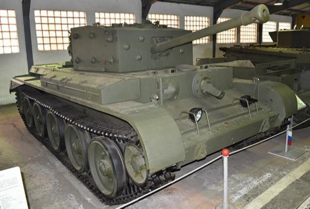 英军|出现即落后？二战末期英军坦克的中坚力量，克伦威尔巡洋坦克