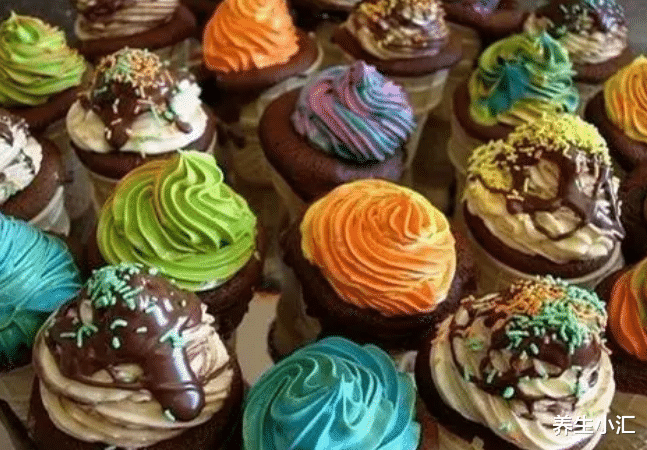 饼干|全球公认10大“易发胖”食物排行榜，若你正在减肥，建议及早避雷