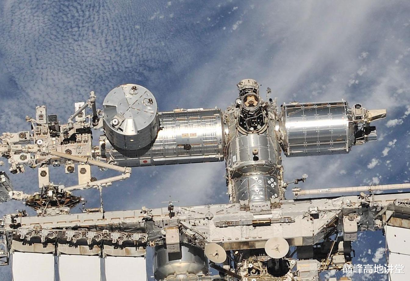 国际空间站 俄科学号撞歪国际空间站，天宫也有同类难题，机械臂决定成败
