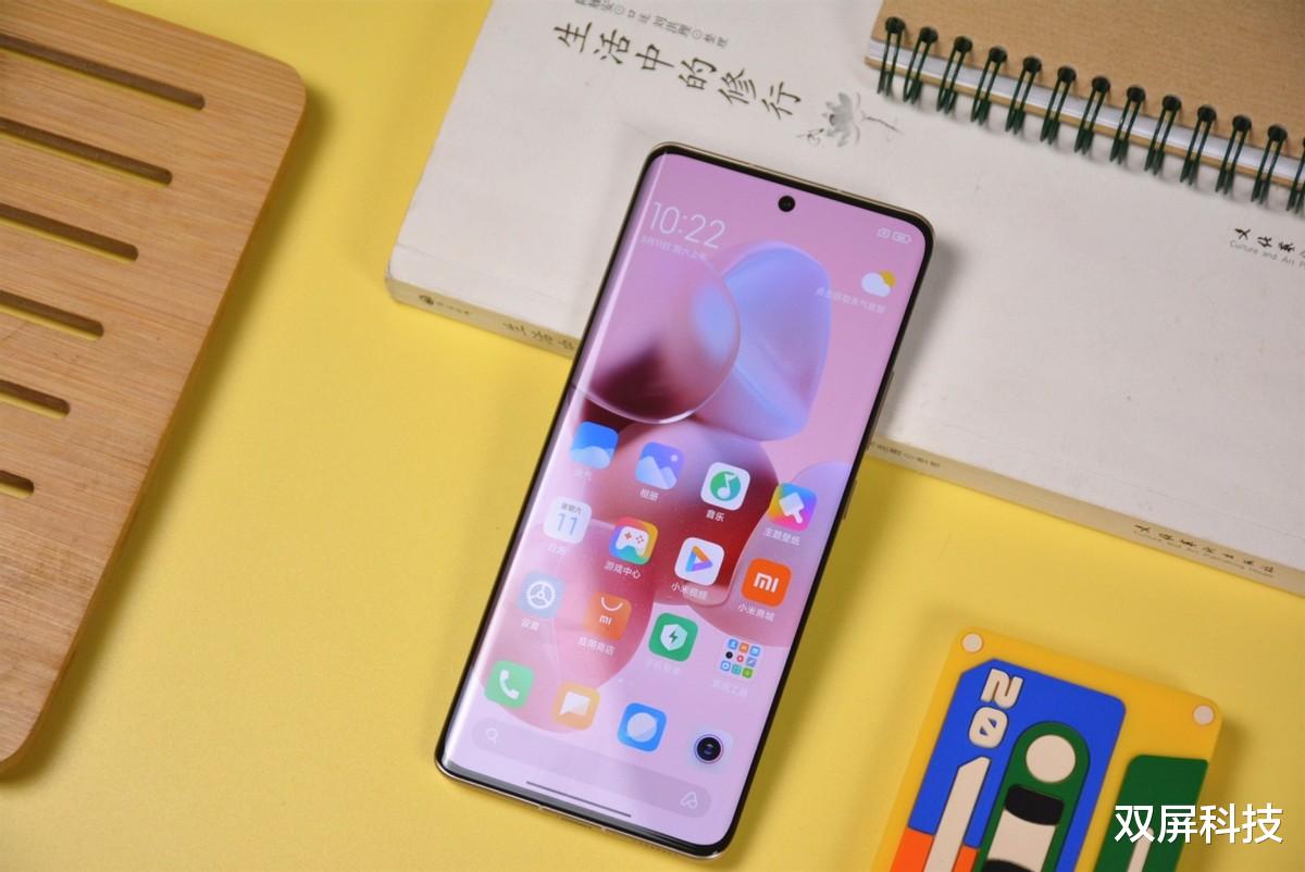 电池|12GB版重回1999元,5065mAh大电池+72万跑分,友商售价更感人