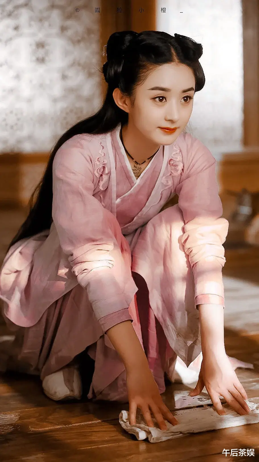 杨幂|明星粉丝统计表，杨幂、杨颖双双破亿“一览众山小”，王一博竟然未破四？