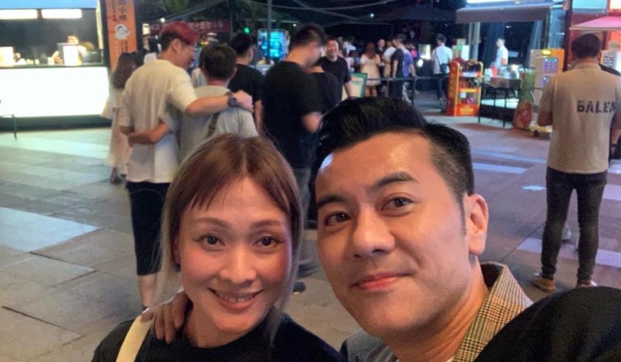 梁汉文|梁汉文回忆陪妻子抗癌过程：戴假发哄妻开心，怕曝光病情影响治疗