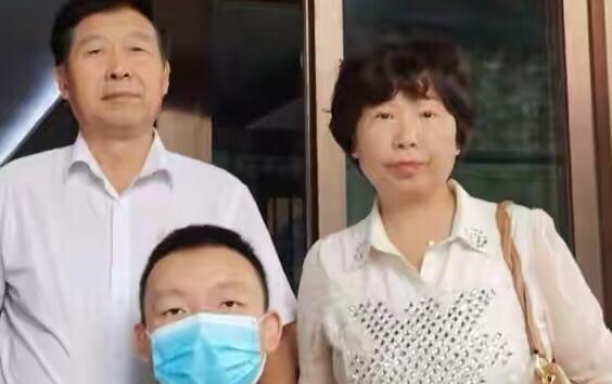 许敏|熊磊认为许妈不该换锁，网友：你该找老杜要房子，你自己不占理啊