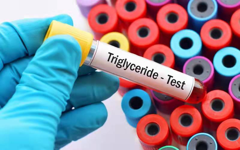 牛奶|女教师一天一杯牛奶,确诊肝癌,医生:无知,喝一口胜似8斤塑料袋