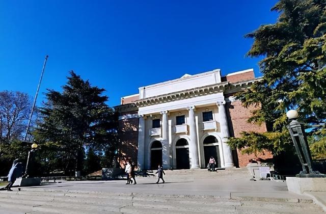 清华大学|清华大学“偷拍照”流出,“划船度日”的大学生,该清醒了