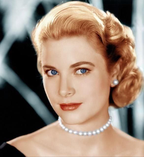 格蕾丝|美到为摩洛哥撑起了人气，爱马仕包都用她命名，却被丈夫拔氧气管