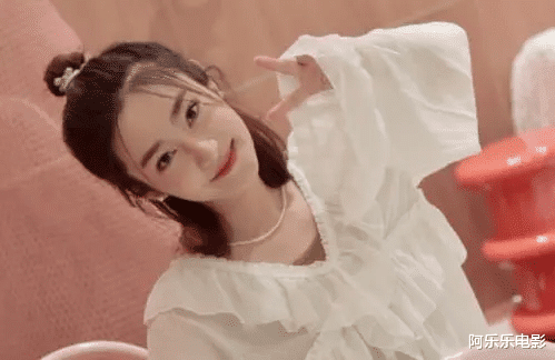 庆余年|她曾参演《庆余年》，却沦落至无戏可拍，如今当主播月入仅几百块