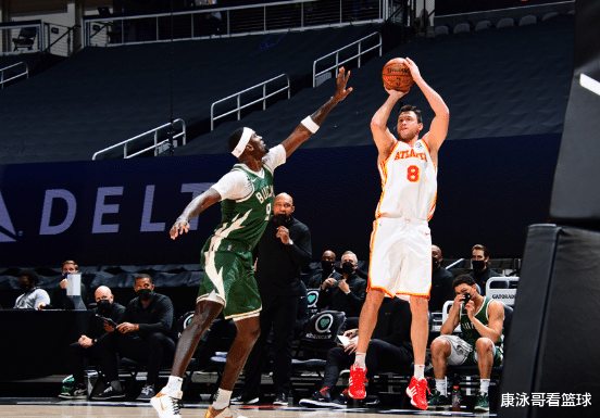 雄鹿隊(duì)|大爆冷！三巨頭73+25仍遭逆轉(zhuǎn)，雄鹿懼怕籃網(wǎng)，又一黑馬超級(jí)崛起