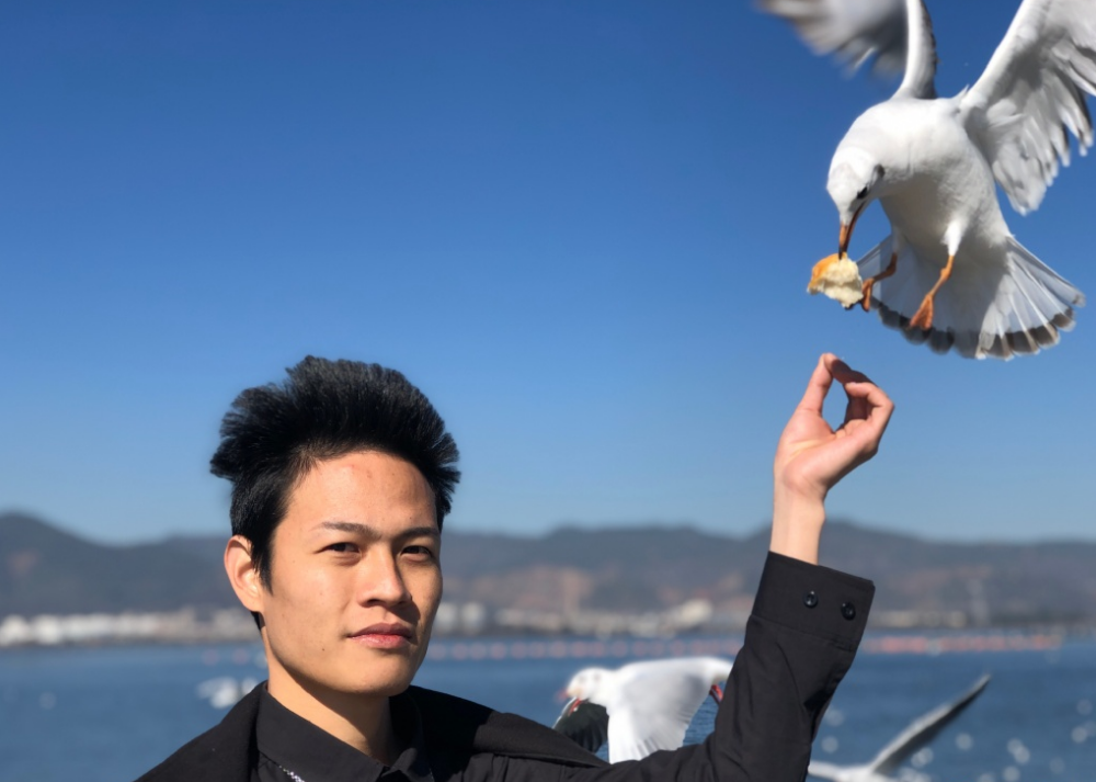 杀马特|“杀马特教父”罗福兴：11岁创办杀马特，拒绝富婆追求，回归现实