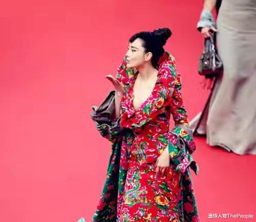 滤镜|10位戛纳红毯上的国内女星：有人手握作品艳压，有人蹭拍走光出丑