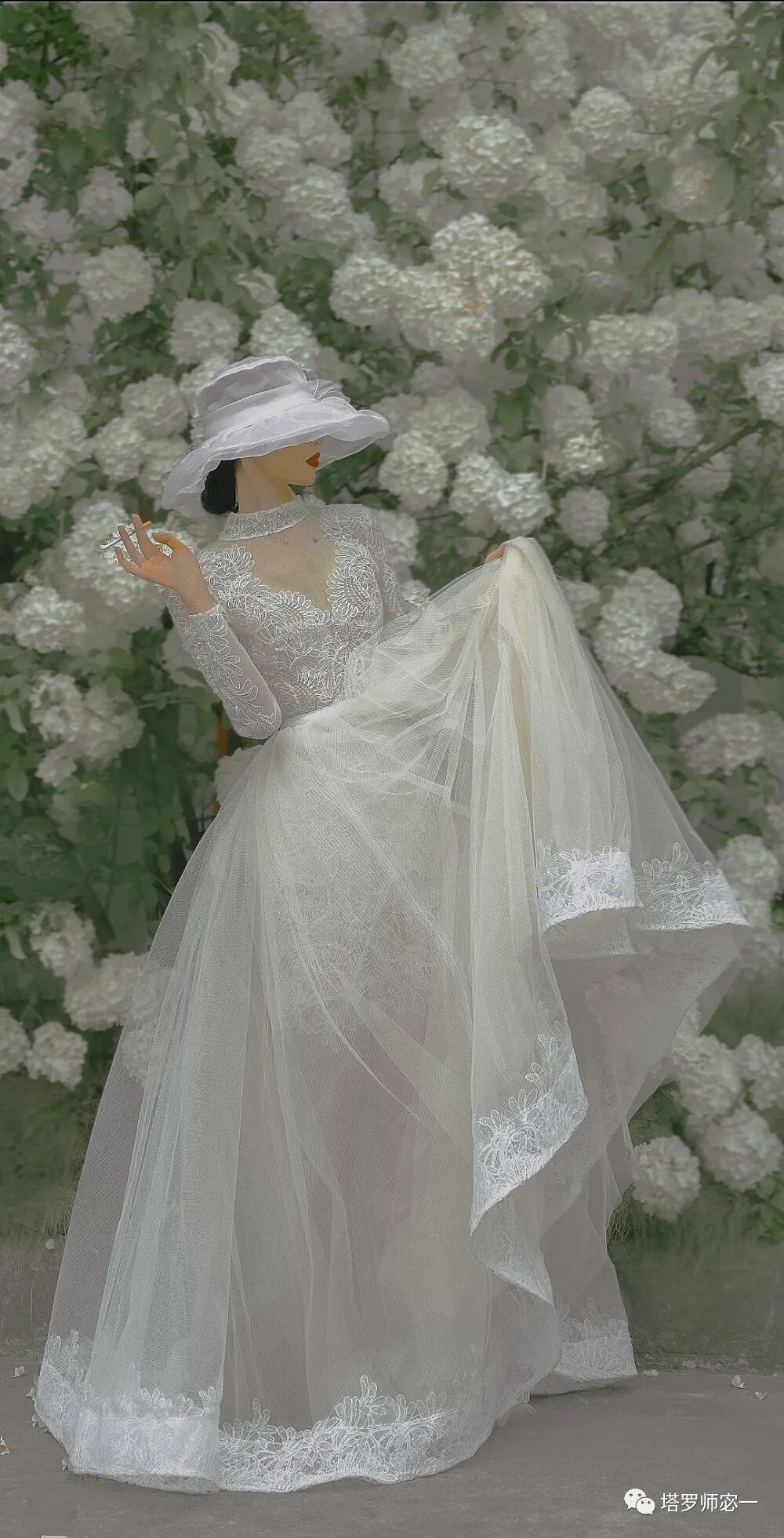 占卜师宓一|塔罗牌占卜： TA爱你吗？