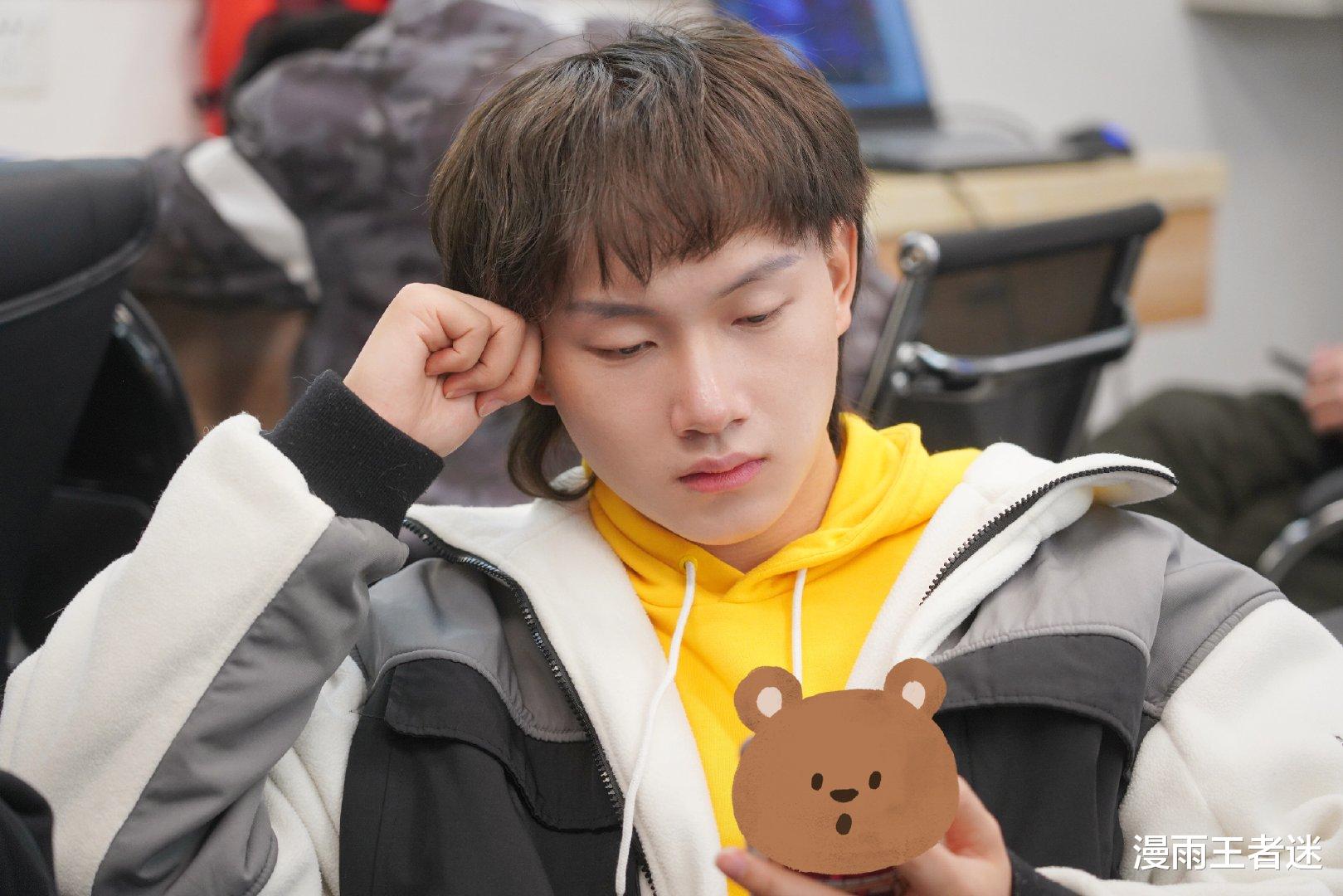 猫神|QG在效仿上赛季的estar，如今的飞牛、刺痛，有点像之前的猫神、诺言？