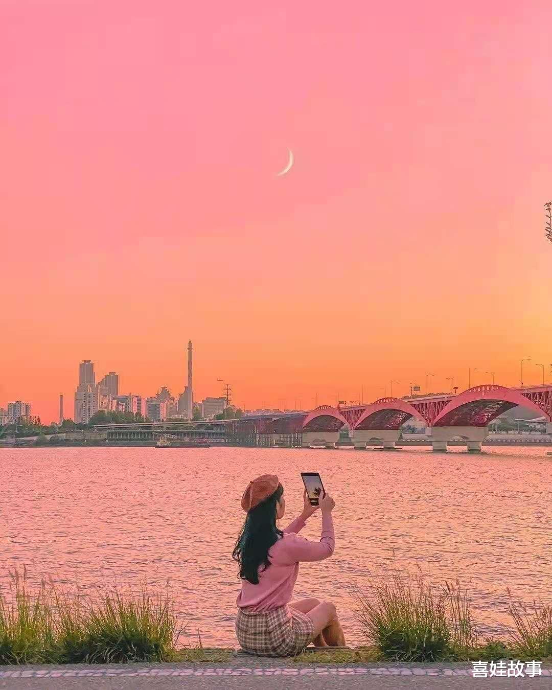 喜娃故事|男子嫌弃老婆产后身材变样,谁知离婚后老婆立马另结新欢