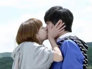 韩孝周|她曾因亲弟弟跌落神坛，被前经纪人“私照”威胁，如今再度被认可