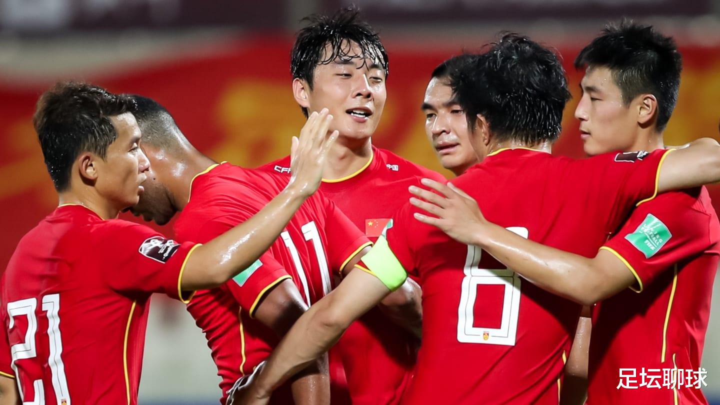 科里森|李霄鹏不学李铁！国足新名单浮出水面：4进8出，2大“关系户”或被清洗