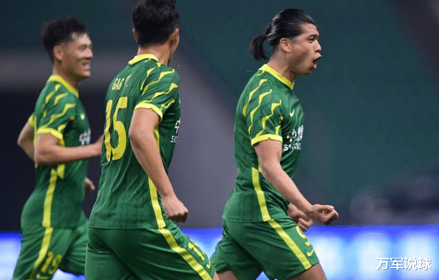 中國(guó)足協(xié)|爭(zhēng)冠組竟成避風(fēng)港，8隊(duì)有5隊(duì)練兵，陳戌源中性名效果有點(diǎn)上頭